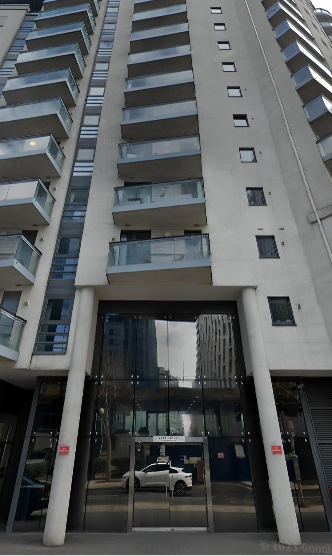 Royal Crossharbour Apartment Londra Esterno foto