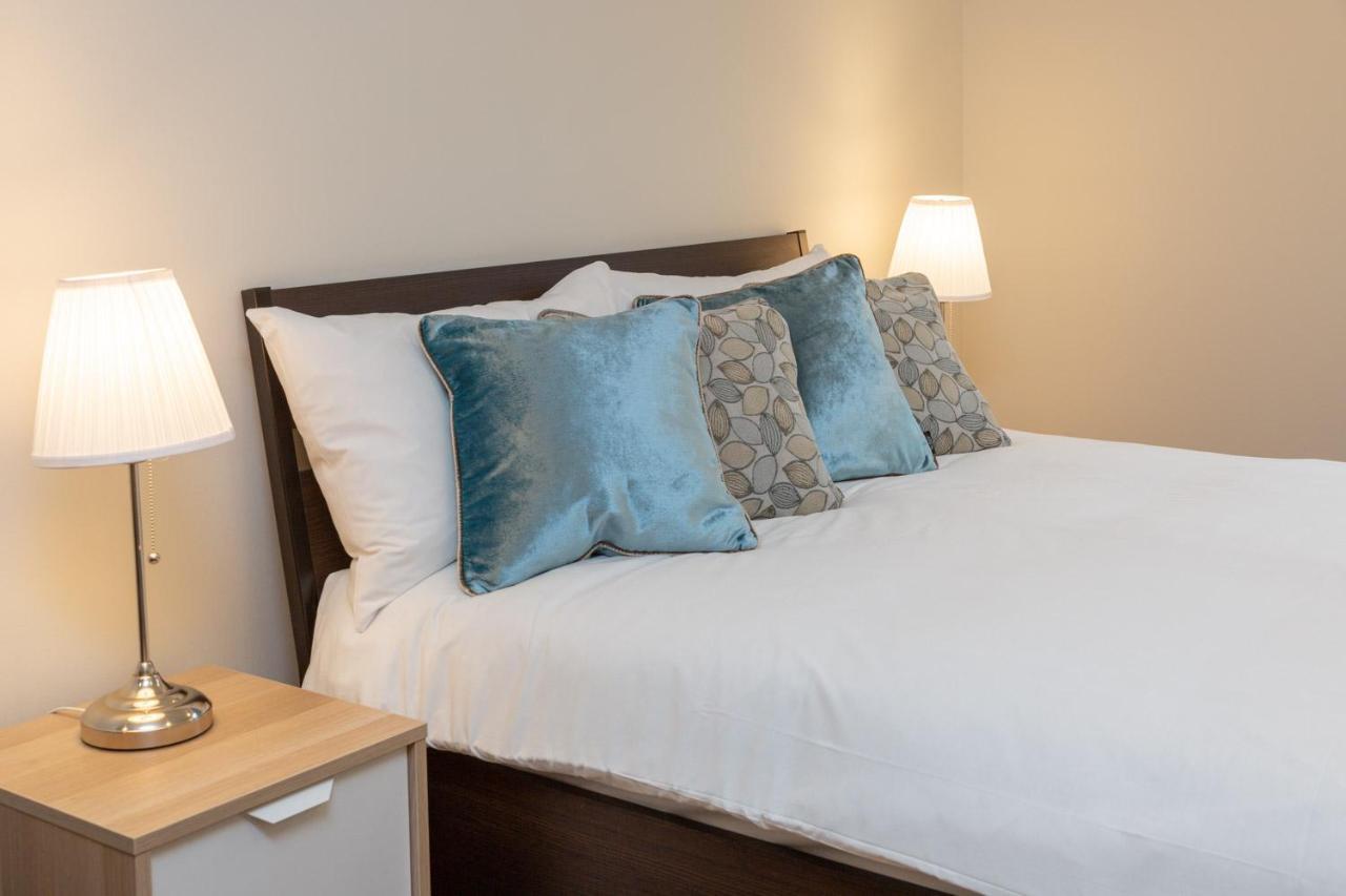 Royal Crossharbour Apartment Londra Esterno foto