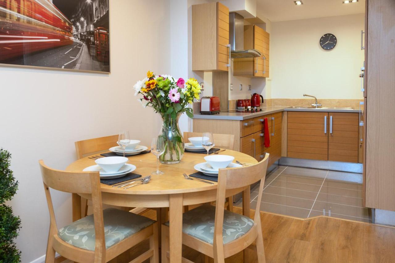 Royal Crossharbour Apartment Londra Esterno foto