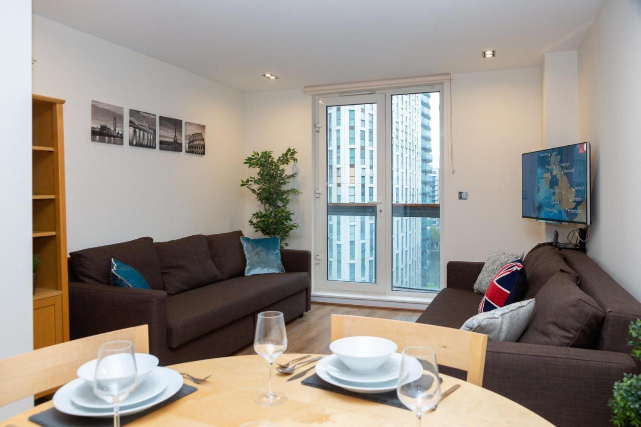 Royal Crossharbour Apartment Londra Esterno foto