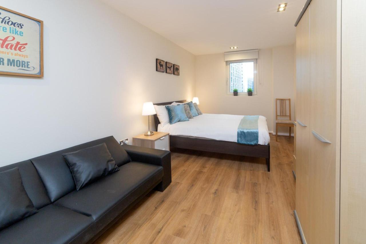 Royal Crossharbour Apartment Londra Esterno foto
